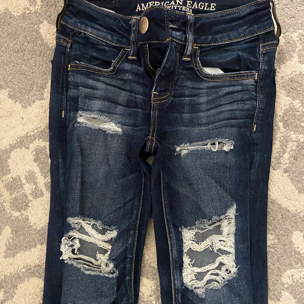 ripped skinny jeans